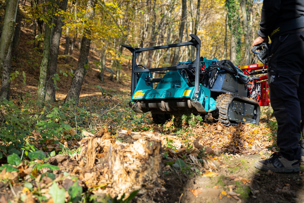 MAXpro Forstmulcher – Gehölzrückschnitt am Trail
